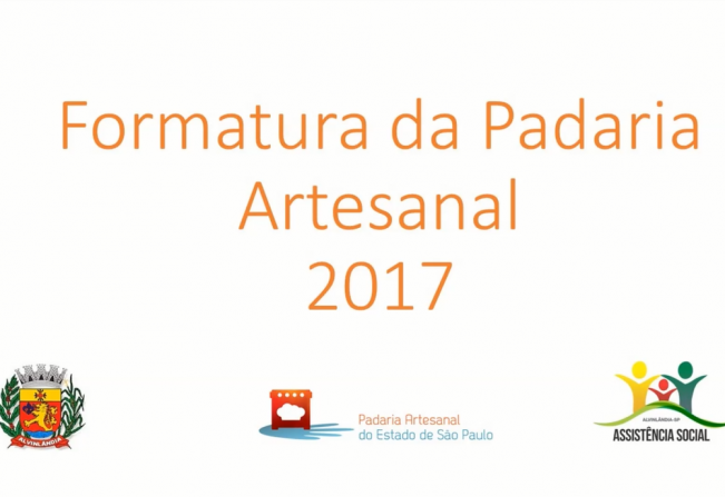 Formatura da primeira turma da Padaria Artesanal